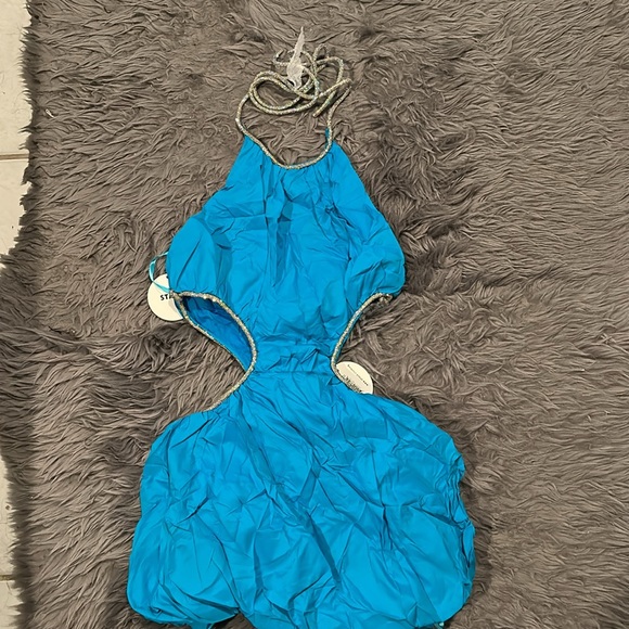 STAUD
Willa crystal-embellished cutout recycled taffeta halterneck mini dress - Picture 4 of 4